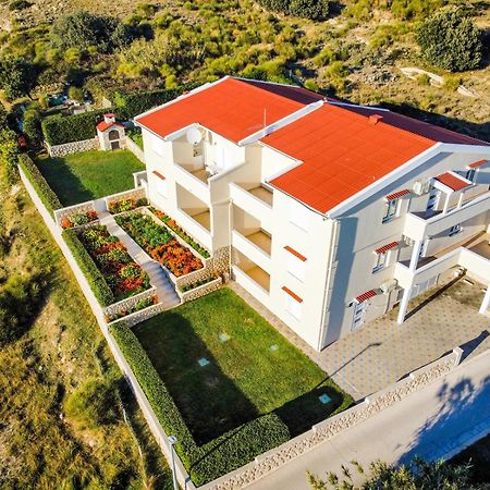 פג Apartments Basaca מראה חיצוני תמונה