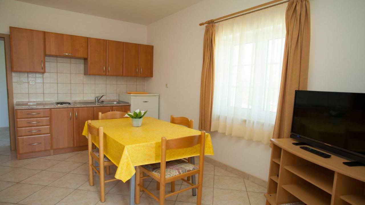 פג Apartments Basaca מראה חיצוני תמונה