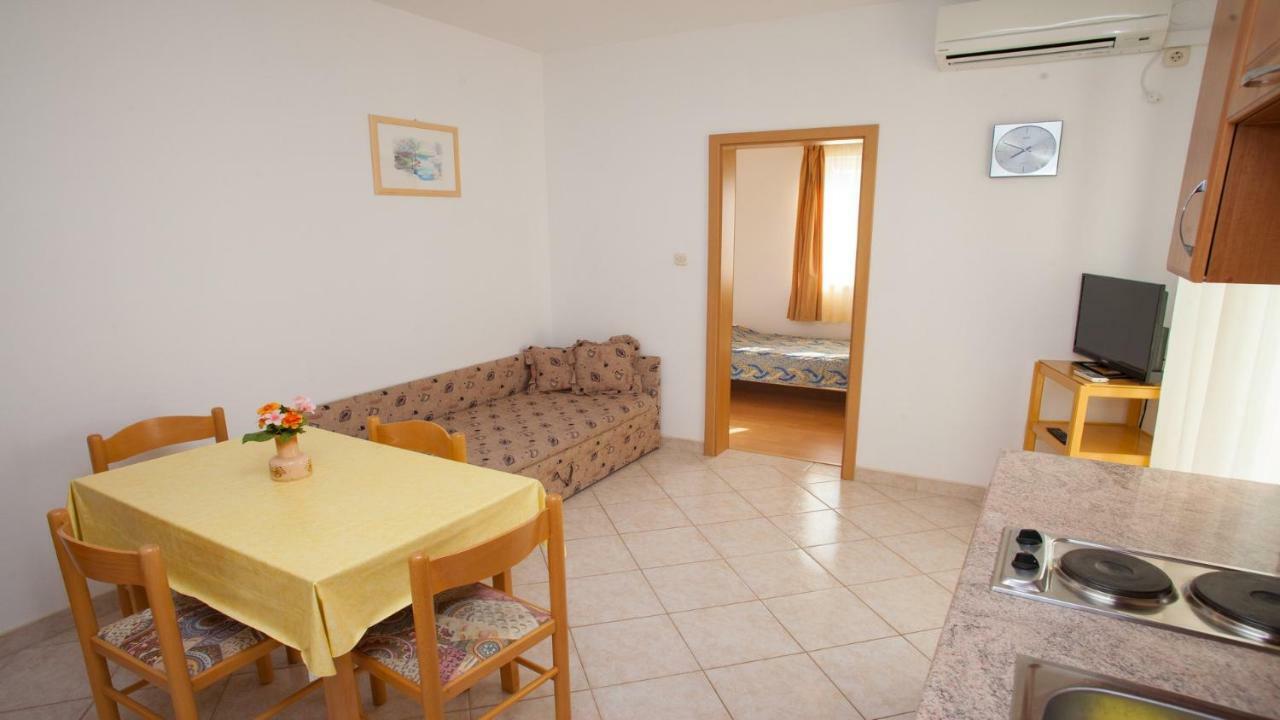 פג Apartments Basaca מראה חיצוני תמונה